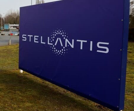 STELLANTIS, IN OTTOCENTO A CASA ANCHE A LUGLIO